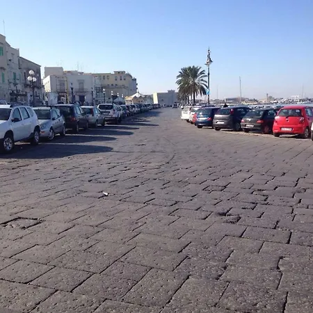 Oltre L'arco Bed & Breakfast Molfetta