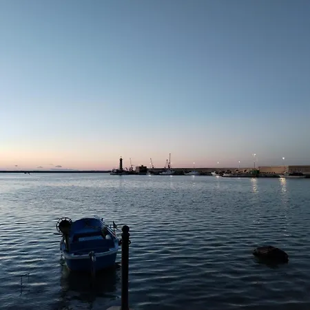 Oltre L'arco Bed & Breakfast Molfetta