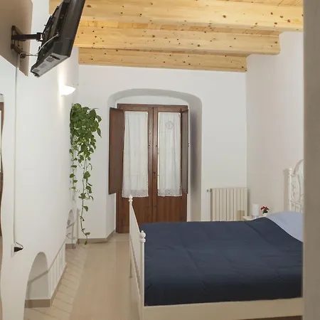 Oltre L'arco Bed & Breakfast Molfetta